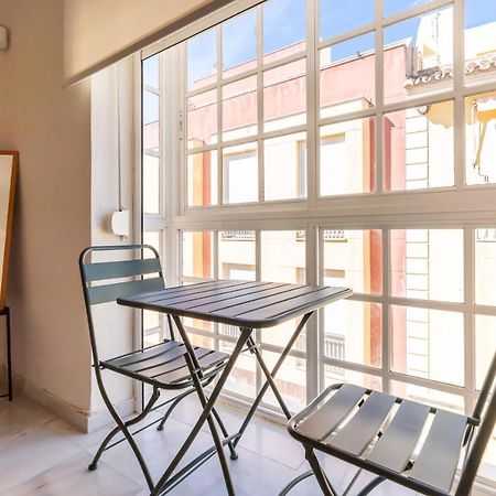 Апартаменты Apartamento Centrico La Victoria Малага Экстерьер фото
